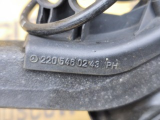 Кулак поворотный, ориг. номер A2203303820, Mercedes-Benz S-Class 1998-2002