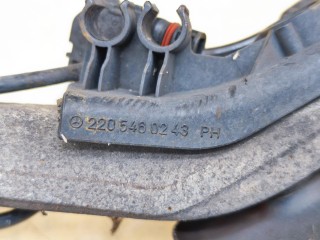 Кулак поворотный, ориг. номер A2203303820, Mercedes-Benz S-Class 1998-2002