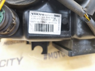 Фара, ориг. номер 30698854, VOLVO V70 2004-2007