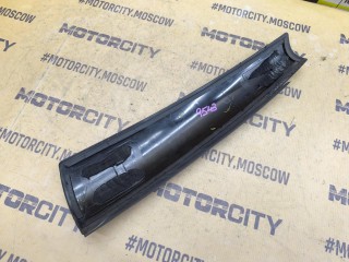 Накладка стойки, ориг. номер A1636900687, Mercedes-Benz ML-Class 2001-2005