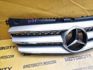 Решетка радиатора, ориг. номер A6398800083, Mercedes-Benz V-Class 2010-2014