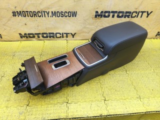 Центральная консоль, ориг. номер 68159701AB, CHRYSLER 300C 2011-2015