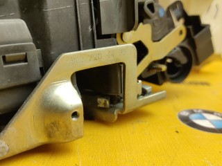 Замок двери, ориг. номер 2027204435, Mercedes-Benz