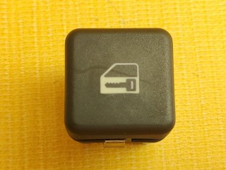 Кнопка ЦЗ, ориг. номер 61318360828, BMW 525i 2000-2004