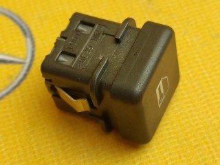 Кнопка ЦЗ, ориг. номер 61318360828, BMW 525i 2000-2004