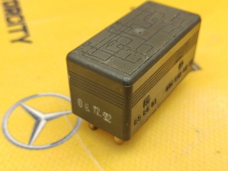 Реле, ориг. номер A0015428219, Mercedes-Benz