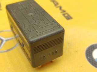 Реле, ориг. номер A0015428219, Mercedes-Benz