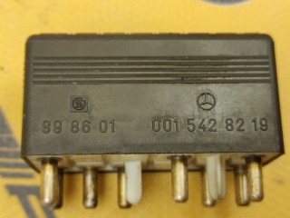 Реле, ориг. номер A0015428219, Mercedes-Benz