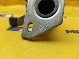 Крюк капота, ориг. номер 51237034256, BMW 540i