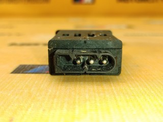 Кнопка подсветки / корректора фар, ориг. номер 61311379132, BMW 735i