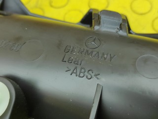 Накладка в салоне, ориг. номер A2206950260, Mercedes-Benz