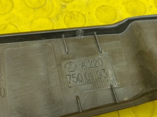 Накладка крышки багажника, ориг. номер A2207500193, Mercedes-Benz