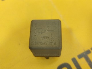 Реле, ориг. номер A0015420219, Mercedes-Benz
