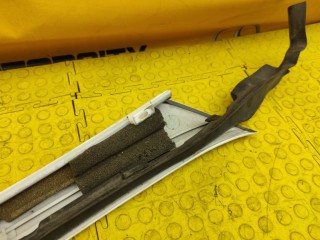 Накладка стойки, ориг. номер A1406980289, Mercedes-Benz