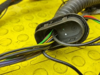 Проводка двери, ориг. номер A2035403809, Mercedes-Benz