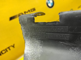 Подкрылок, ориг. номер A2026980430, Mercedes-Benz