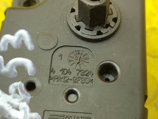 Моторчик заслонок отопителя, ориг. номер A2208201042, Mercedes-Benz