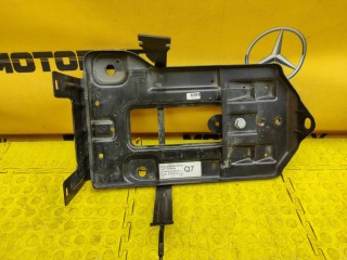 Кронштейн аккумулятора, ориг. номер A2216201018, Mercedes-Benz