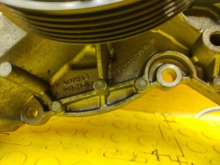 Помпа, ориг. номер A2722000901, Mercedes-Benz