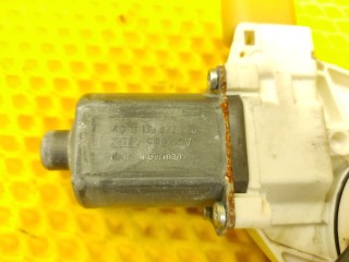 Стеклоподъемник, ориг. номер 51337138465, BMW 120i