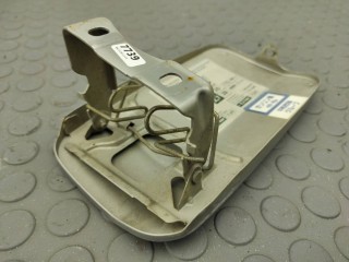 Лючок топливного бака, ориг. номер A1247500106, Mercedes-Benz