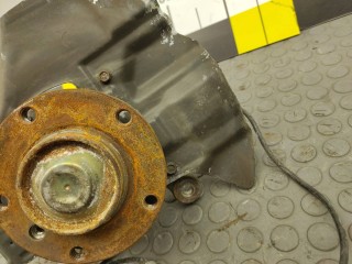 Кулак поворотный, ориг. номер 31211096430, BMW 320i