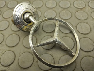 Эмблема, ориг. номер A2108800186, Mercedes-Benz