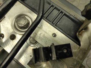 Блок ABS, ориг. номер 34516852808, BMW 520i