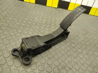 Педаль газа, ориг. номер A1643000004, Mercedes-Benz