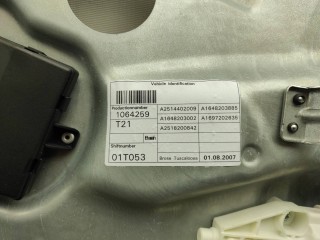 Стеклоподъемник, ориг. номер A2517200679, Mercedes-Benz
