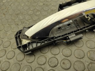 Ручка двери внешняя, ориг. номер A2047602634, Mercedes-Benz