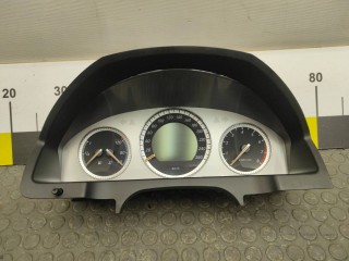 Панель приборов, ориг. номер A2045403748, Mercedes-Benz