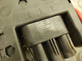 Блок предохранителей, ориг. номер A2125400581, Mercedes-Benz
