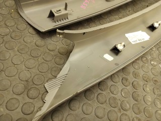Обшивки стоек, ориг. номер 7L6867233BB, VOLKSWAGEN Touareg 2002-2007