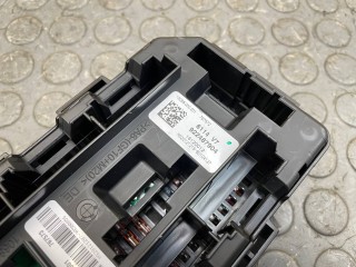 Блок предохранителей, ориг. номер 61149224866, BMW 320i