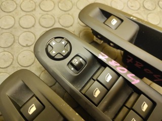 Кнопки стеклоподъемников, ориг. номер 96788264ZD, Peugeot 308 2011-2015