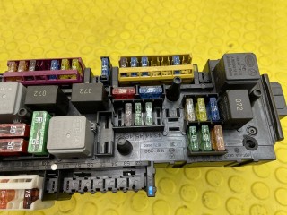 Блок предохранителей, ориг. номер A2129009922, Mercedes-Benz