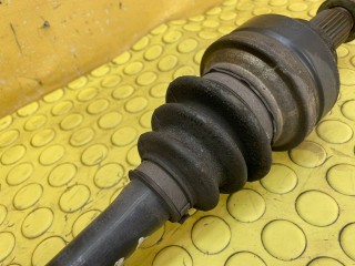 Привод, ориг. номер 33207628251, BMW 118i
