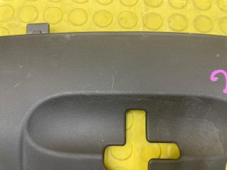Накладка подкапотная, ориг. номер 9803913977, Peugeot 308 2011-2015
