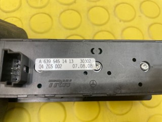 Кнопки стеклоподъемников, ориг. номер A6395451313, Mercedes-Benz V-Class 2003-2010