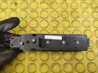 Кнопки стеклоподъемников, ориг. номер A6395451313, Mercedes-Benz V-Class 2003-2010