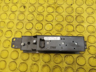 Кнопки стеклоподъемников, ориг. номер A6395451313, Mercedes-Benz V-Class 2003-2010