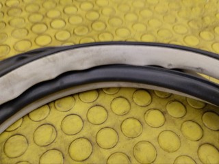 Уплотнители дверей, ориг. номер 769221MA0B, NISSAN FUGA 2009-2015