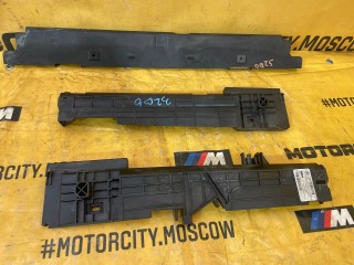 Кронштейн радиатора, ориг. номер 17117600543, BMW 116i