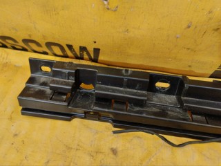 Кронштейны порогов, ориг. номер 51777184777, BMW 523i