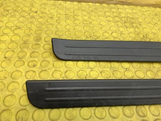 Накладки порогов, ориг. номер EG21-68-7E002, MAZDA