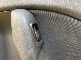 Обшивки дверей, ориг. номер A2467300562, Mercedes-Benz B 180