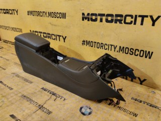 Центральная консоль, ориг. номер A1766801350, Mercedes-Benz B 180