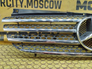 Решетка радиатора, ориг. номер A6398800285, Mercedes-Benz V-Class