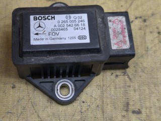 Датчик ускорения, ориг. номер A0025426618, Mercedes-Benz V-Class